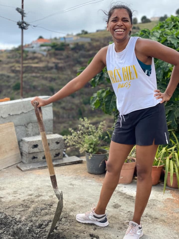 Madeira Friends host fundraiser for a non-profit animal association