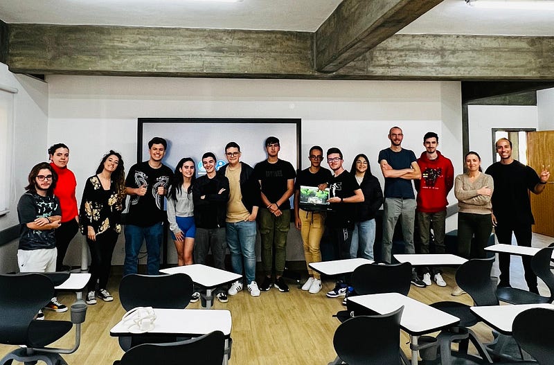 Madeira Friends Launch a Pilot Project for Schools — Giving Back Through Digital Skills