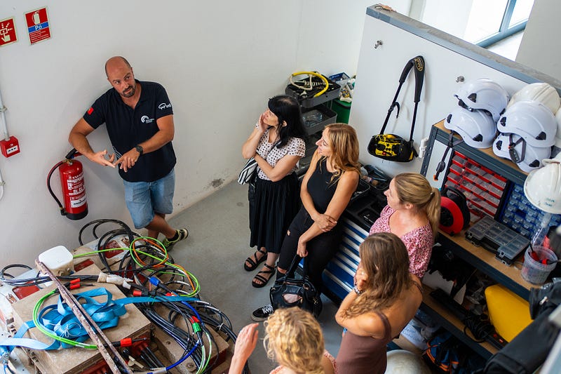 Madeira Friends visit the Oceanic Observatory of Madeira
