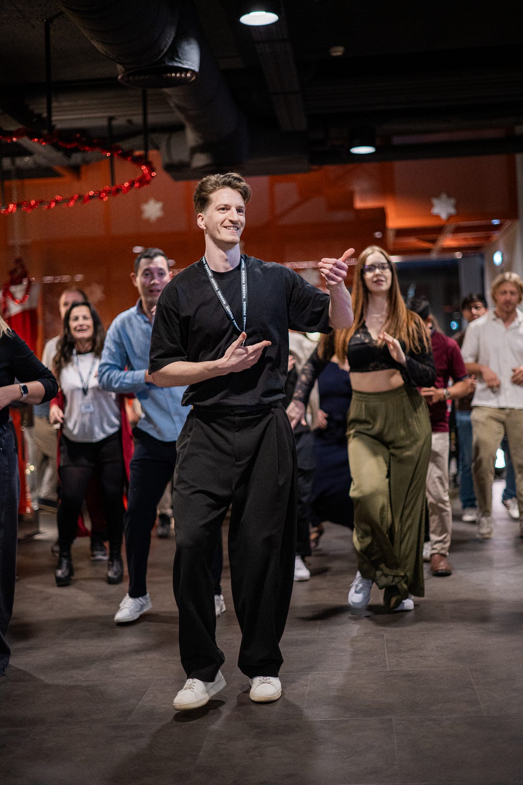 No one should spend Christmas alone: Five years of “No_mad Alone” on Madeira Island