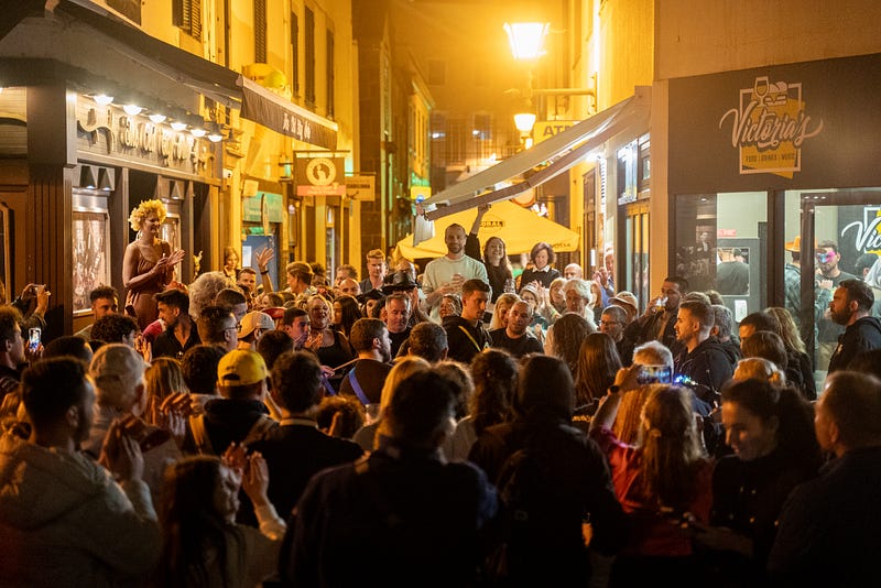 The benefits of supporting Madeira Friends — become a supporter